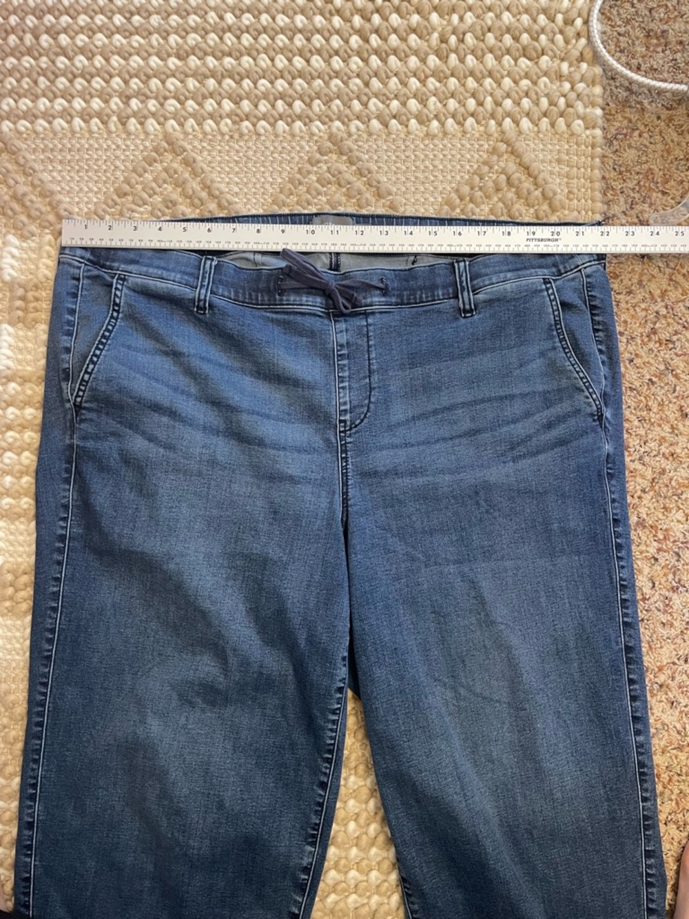 torrid Classic Indigo Wide Leg Crop Jeans - Picture 5 of 9
